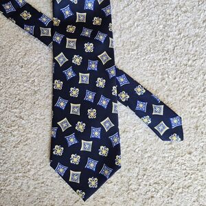 Etro Blue and Yellow Geometric Silk Tie